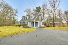 South Yarmouth Home with Gas Grill Less Than 2 Mi to Beaches